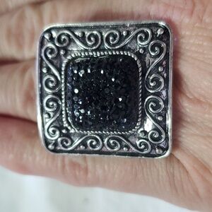 Square black rhinestone stretch ring‎